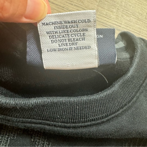 Psycho Bunny Black Sweatshirt Crewneck Patch Logo Kids Size 7/8 - Picture 6 of 7